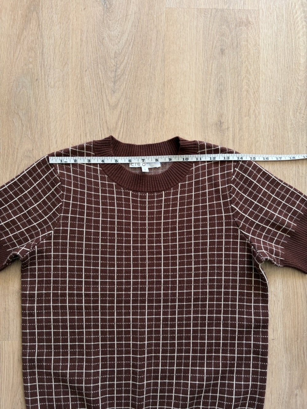 Brown & White Check Knit Skirt Set Size S/M - Picture 5 of 10